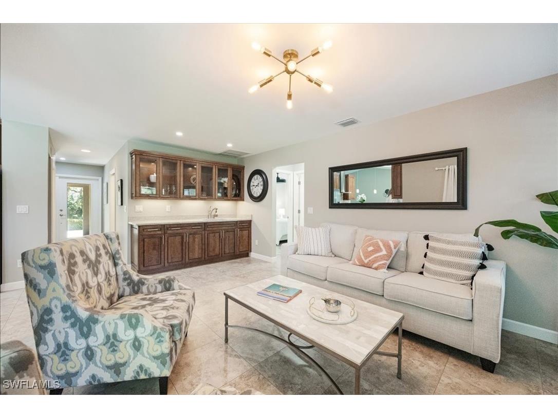 136 Old Tamiami Trail Naples FL 34110 225029771 image5