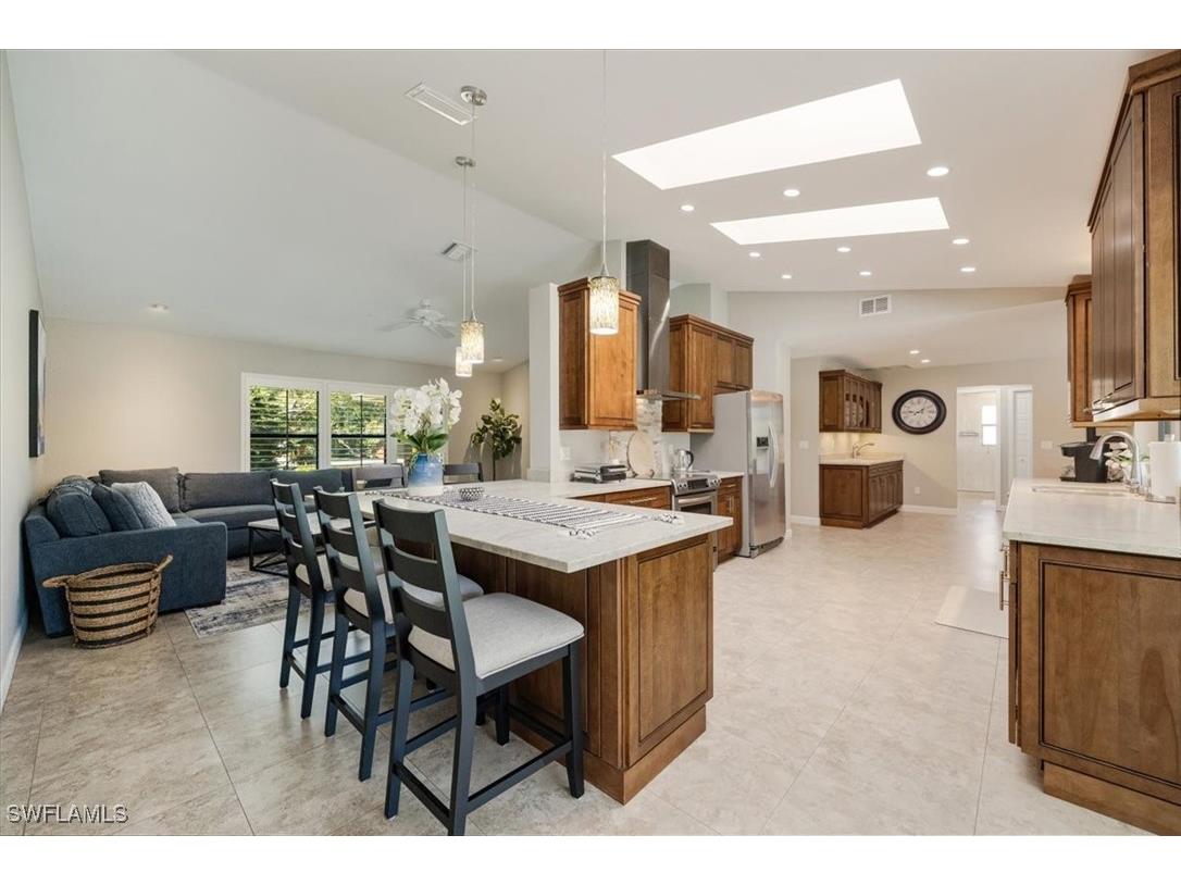 136 Old Tamiami Trail Naples FL 34110 225029771 image9