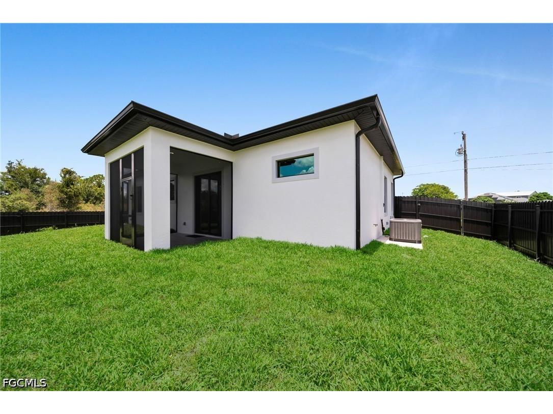 136 Pageant Street Lehigh Acres FL 33974 2026031637 image38