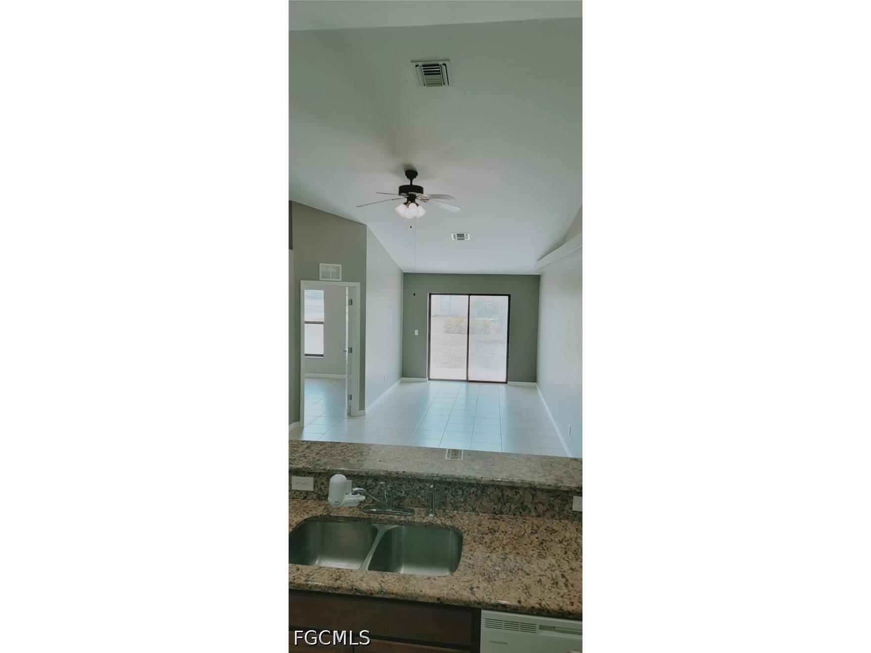 136 SE 12th Terrace Cape Coral FL 33990 2026027486 image6