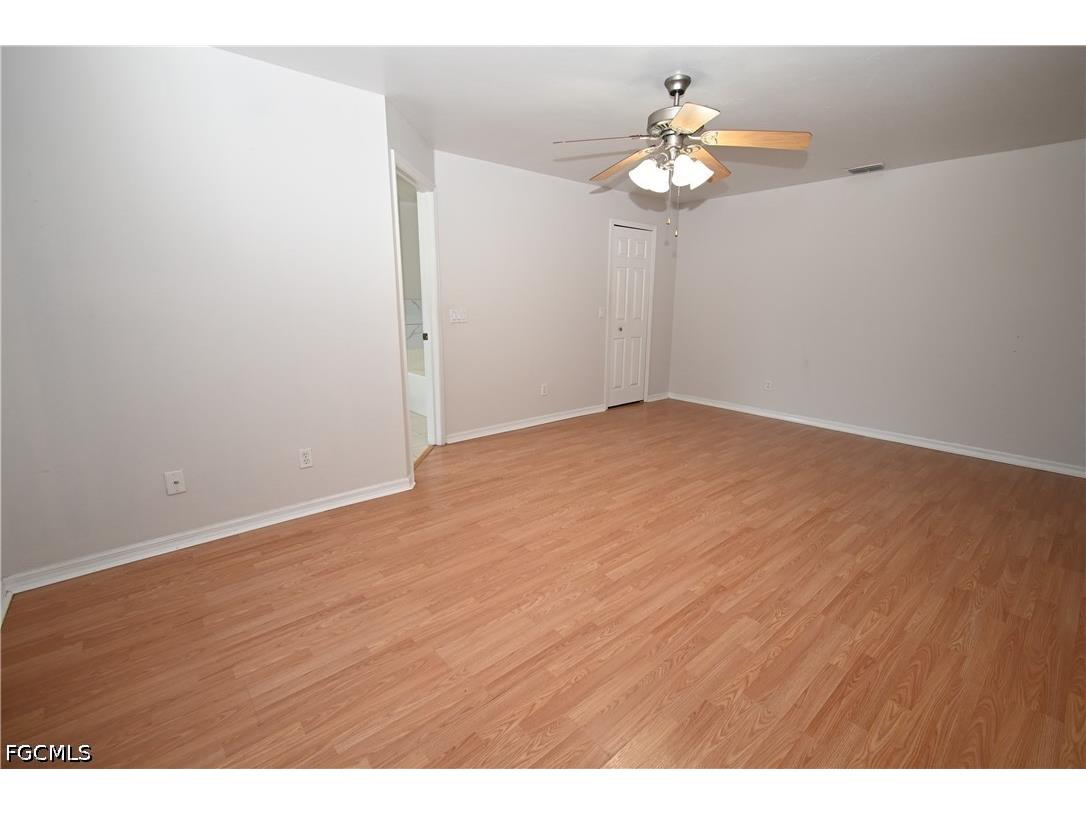 136 SE 19th Lane Cape Coral FL 33990 2026017188 image10