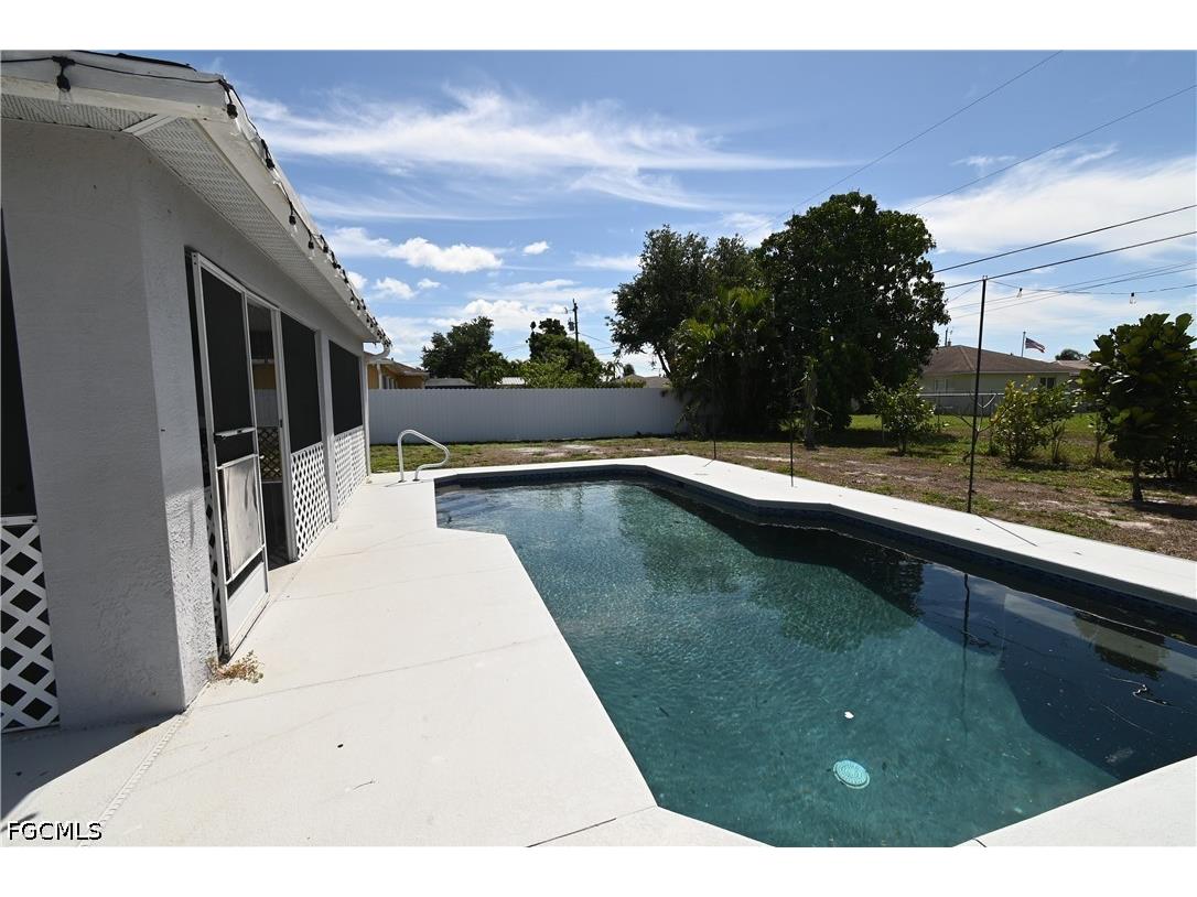 136 SE 19th Lane Cape Coral FL 33990 2026017188 image20