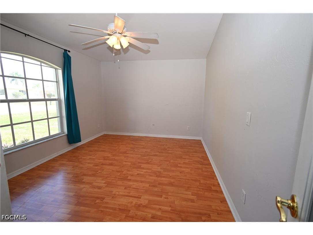 136 SE 19th Lane Cape Coral FL 33990 2026017188 image5