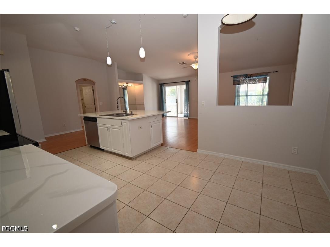 136 SE 19th Lane Cape Coral FL 33990 2026017188 image7