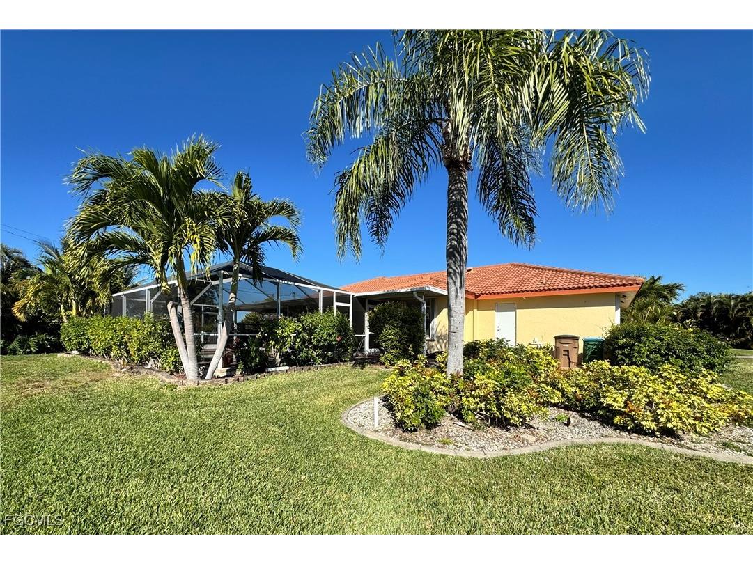 136 SE 45th Terrace Cape Coral FL 33904 2025013954 image4