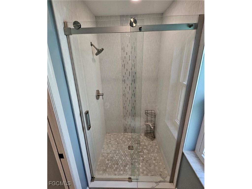 136 SE 5th Street Cape Coral FL 33990 2025016468 image19