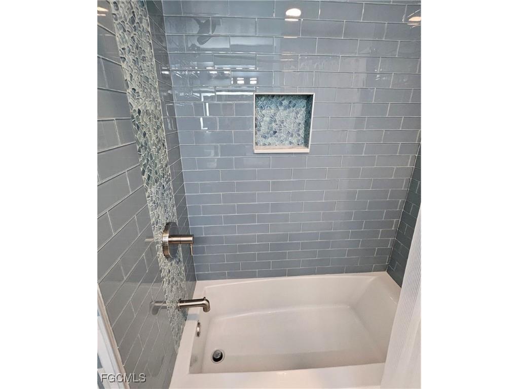 136 SE 5th Street Cape Coral FL 33990 2025016468 image25