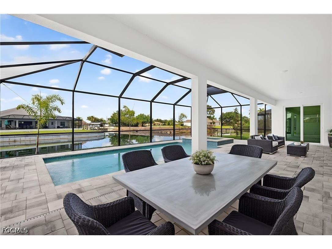 136 SW 12th Street Cape Coral FL 33991 2026019941 image1