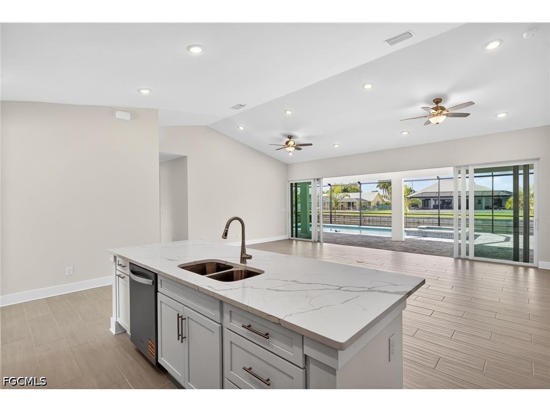 136 SW 12th Street Cape Coral FL 33991 2026019941 image16
