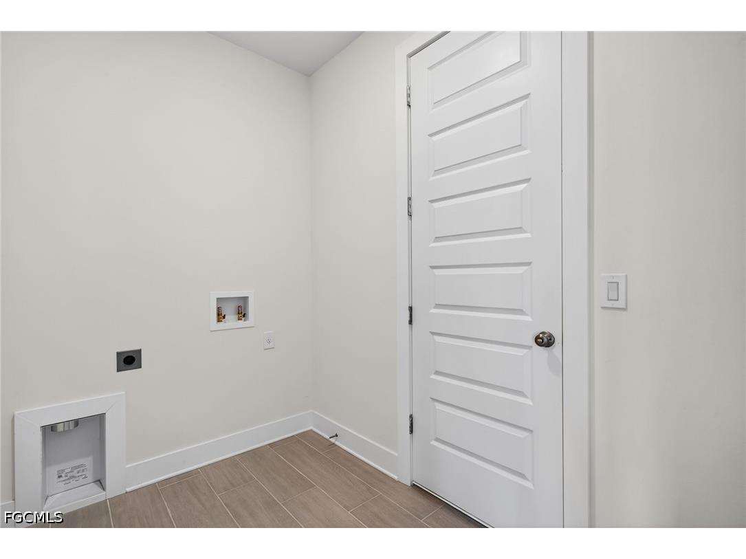 136 SW 12th Street Cape Coral FL 33991 2026019941 image32