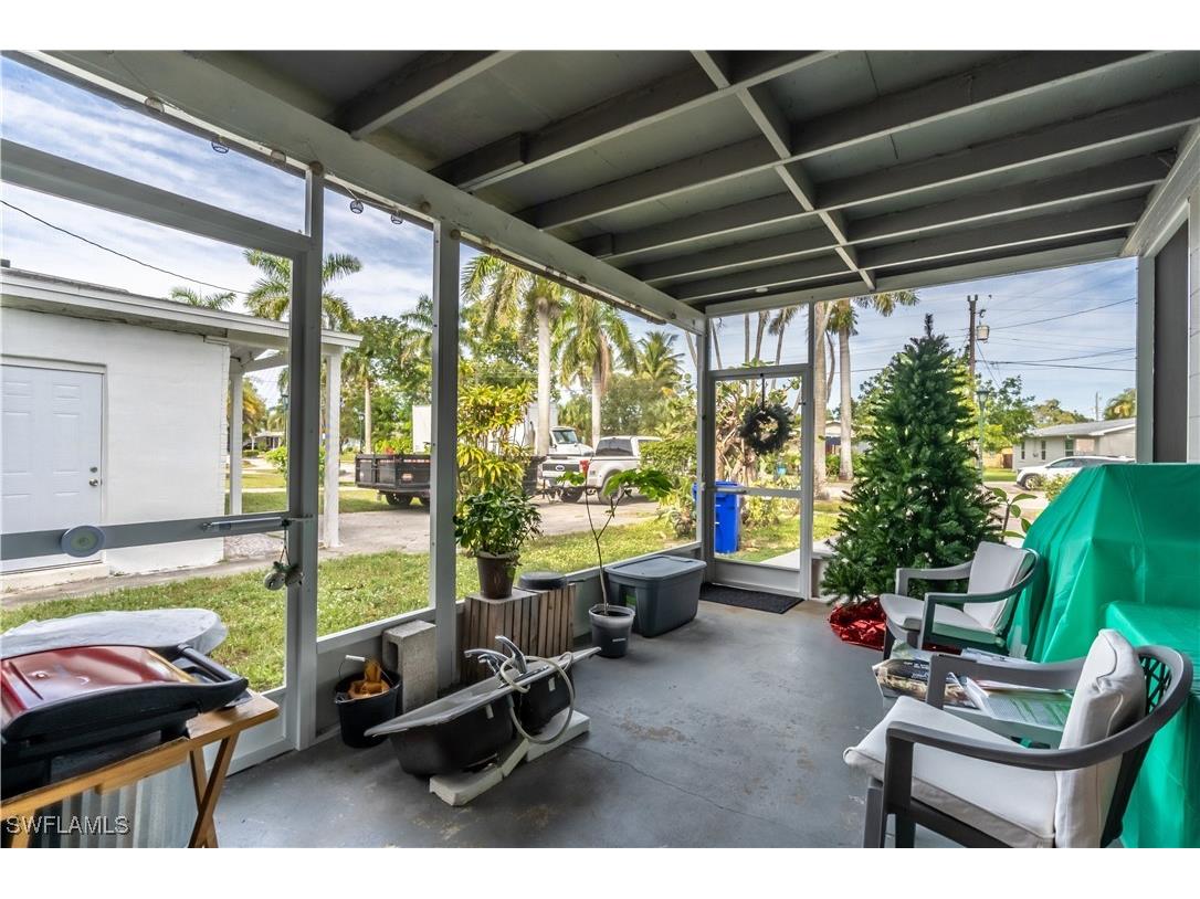 1360 5th Avenue N Naples FL 34102 225082063 image17