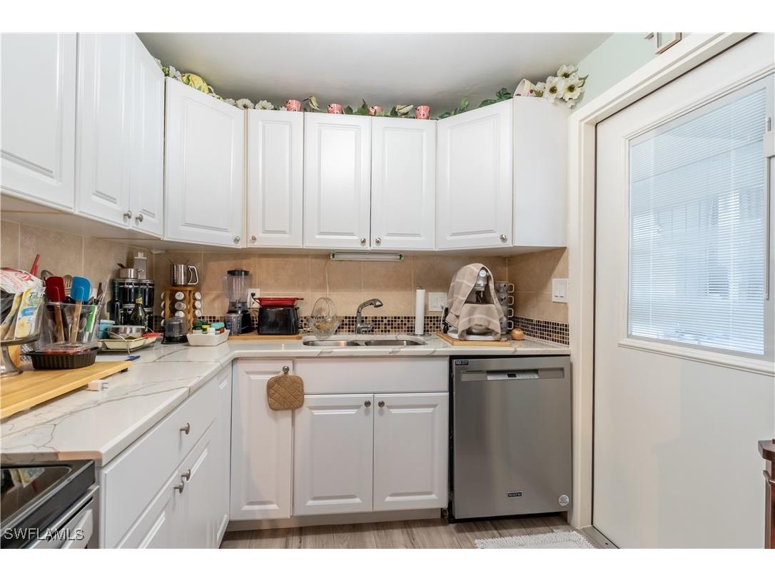 1360 5th Avenue N Naples FL 34102 225082063 image2