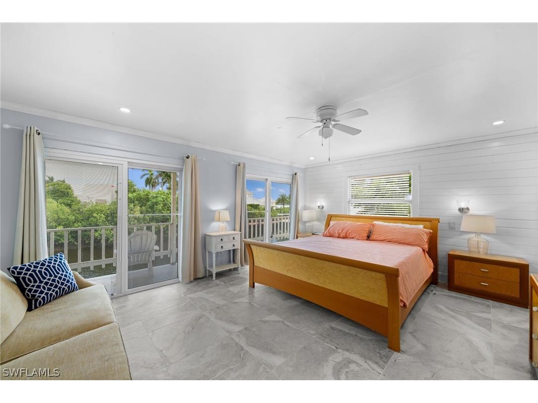 1360 Chesapeake Avenue Naples FL 34102 226006808 image17