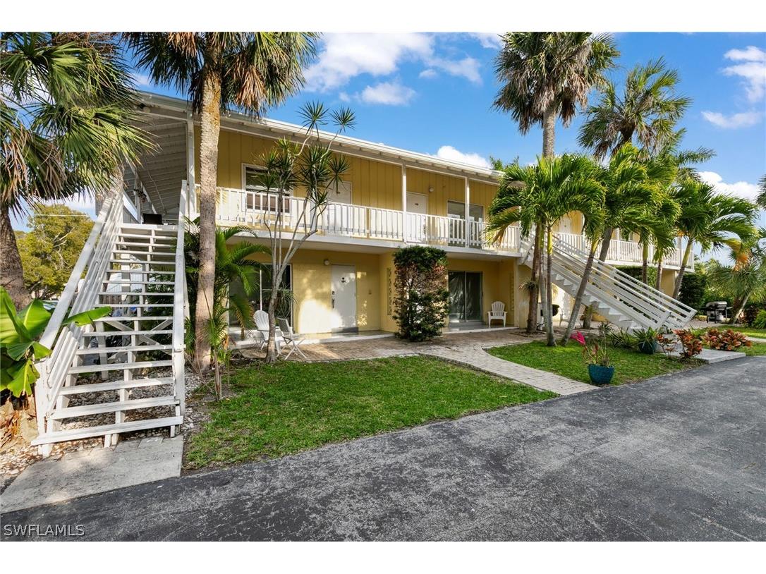 1360 Chesapeake Avenue Naples FL 34102 226006808 image22
