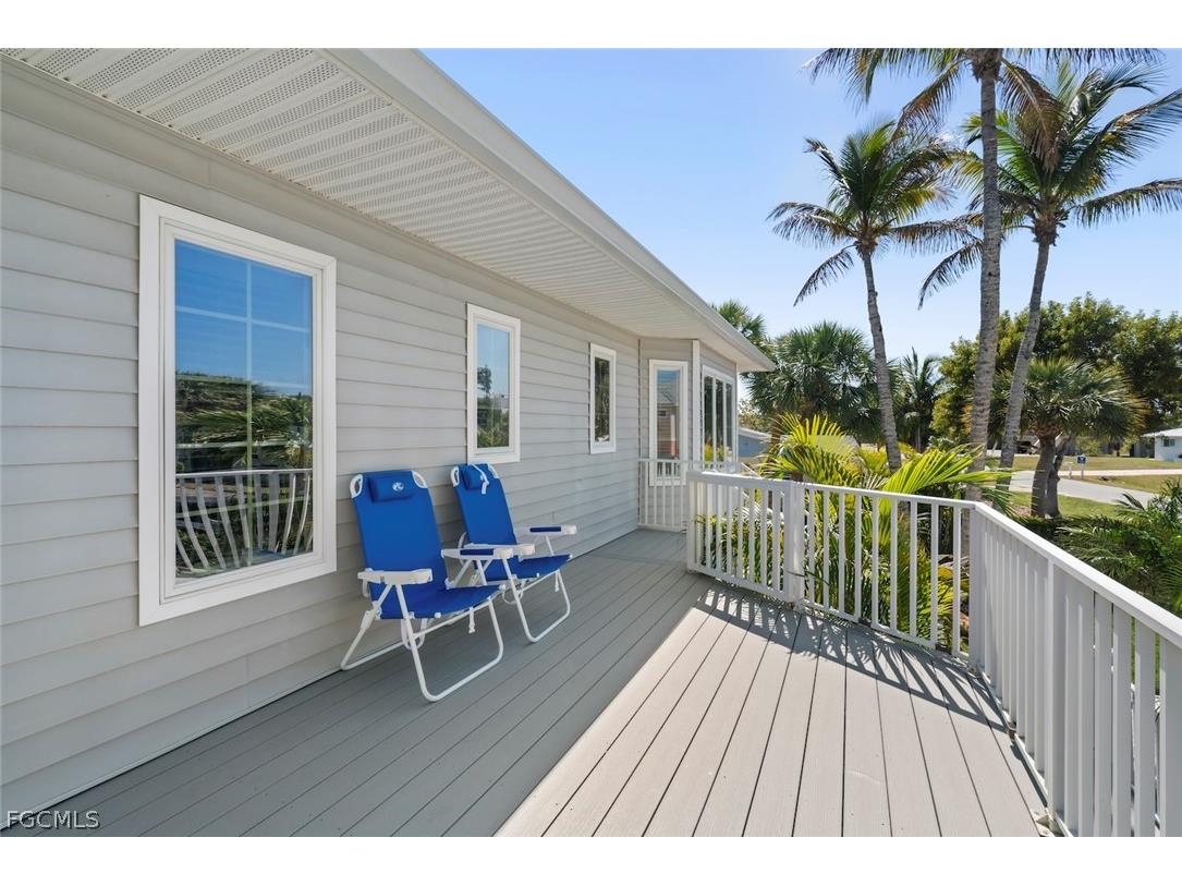1360 Jamaica Drive Sanibel FL 33957 2026009282 image29