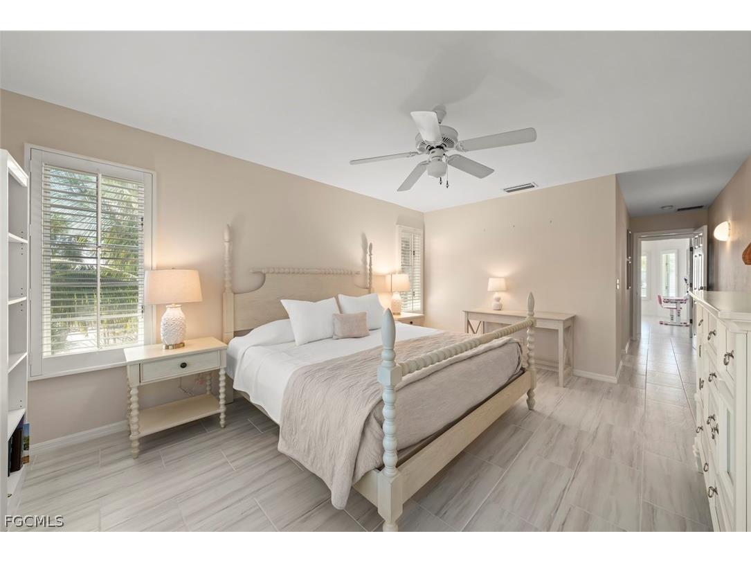 1360 Jamaica Drive Sanibel FL 33957 2026009282 image6