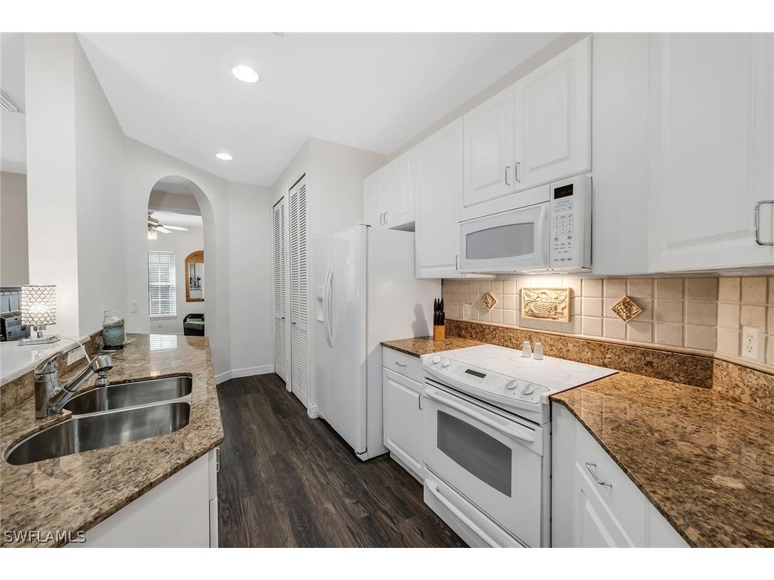 1360 Sweetwater Cove #102 Naples FL 34110 226009265 image4