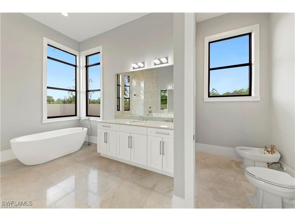  Naples FL 34120 225070096 image10