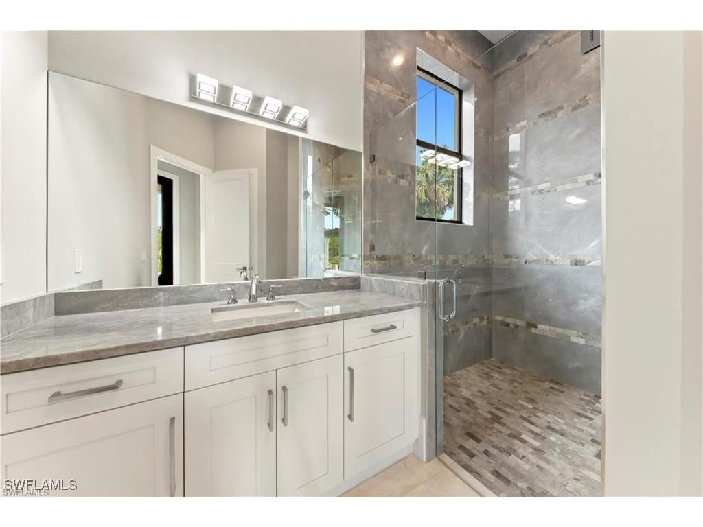  Naples FL 34120 225070096 image14