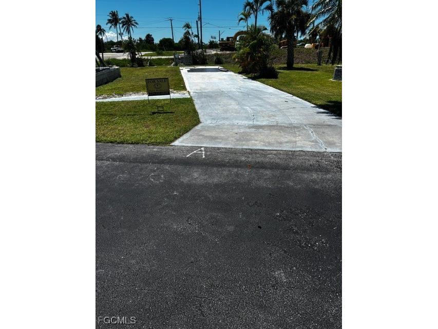 13611 Dowitcher Drive Fort Myers FL 33908 2025006641 image1