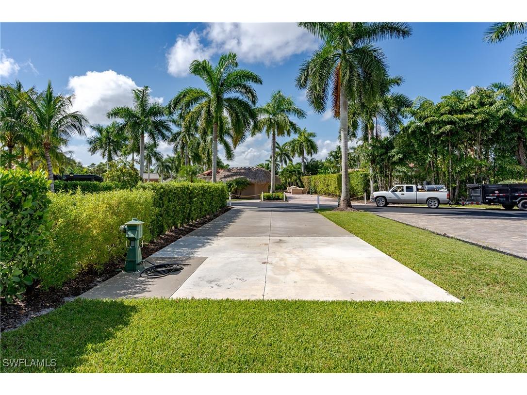 13611 Snook Circle Naples FL 34114 224069425 image24