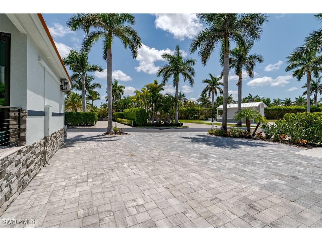 13613 Snapper Lane Naples FL 34114 225046359 image21