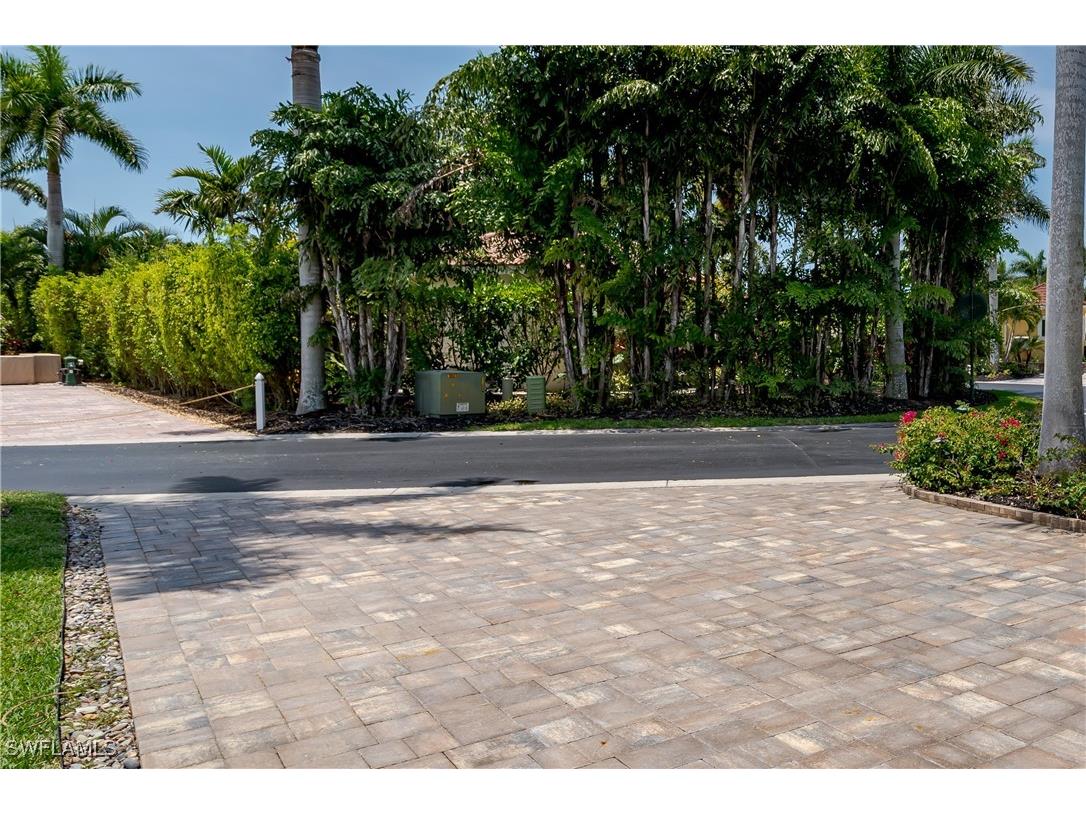 13615 Snook Circle Naples FL 34114 225049204 image26