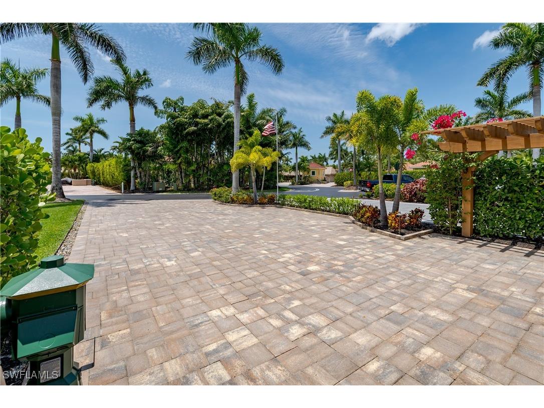 13615 Snook Circle Naples FL 34114 225049204 image27