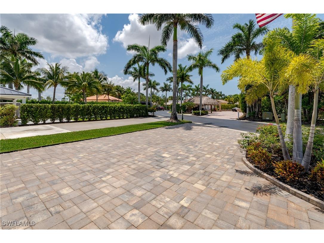 13615 Snook Circle Naples FL 34114 225049204 image31