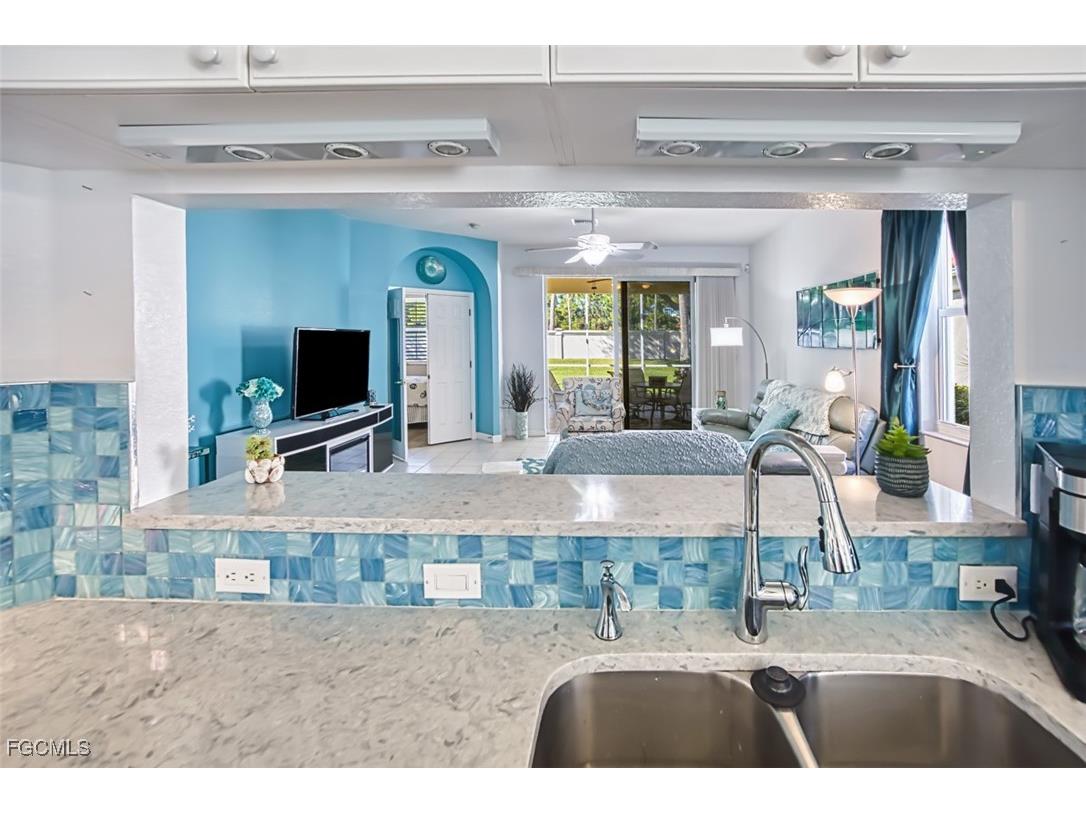 13616 Gulf Breeze Street Fort Myers FL 33907 2025016893 image18