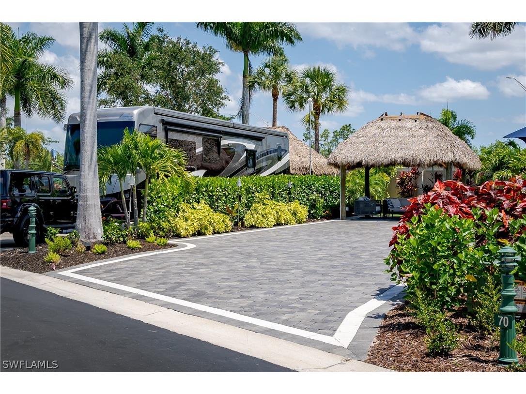 13619 Snook Circle Naples FL 34114 224041388 image20