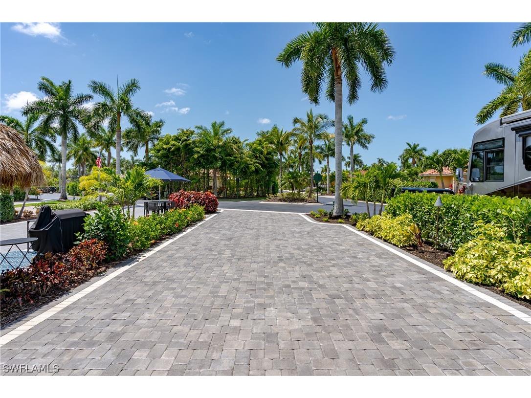 13619 Snook Circle Naples FL 34114 224041388 image21