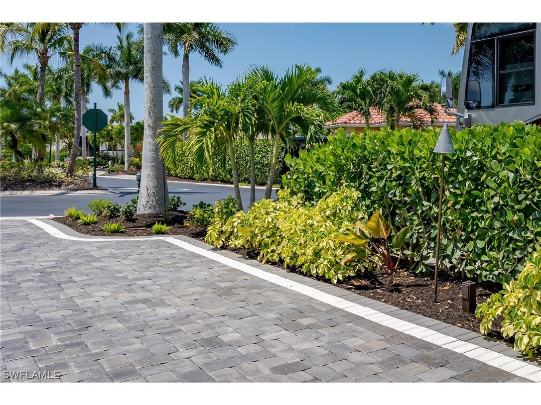 13619 Snook Circle Naples FL 34114 224041388 image25