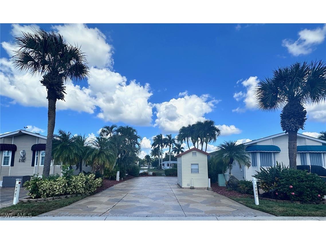 1362 Silver Lakes Boulevard Naples FL 34114 225076985 image1