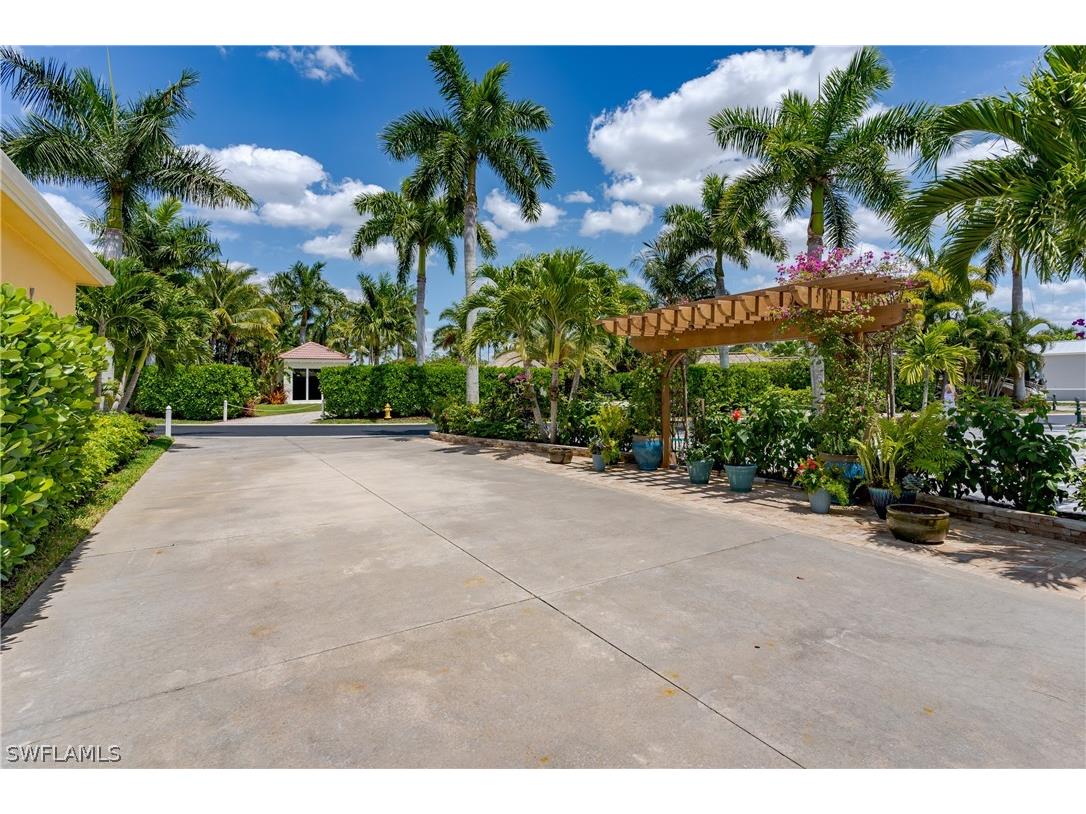 13621 Snapper Lane Naples FL 34114 224036441 image25