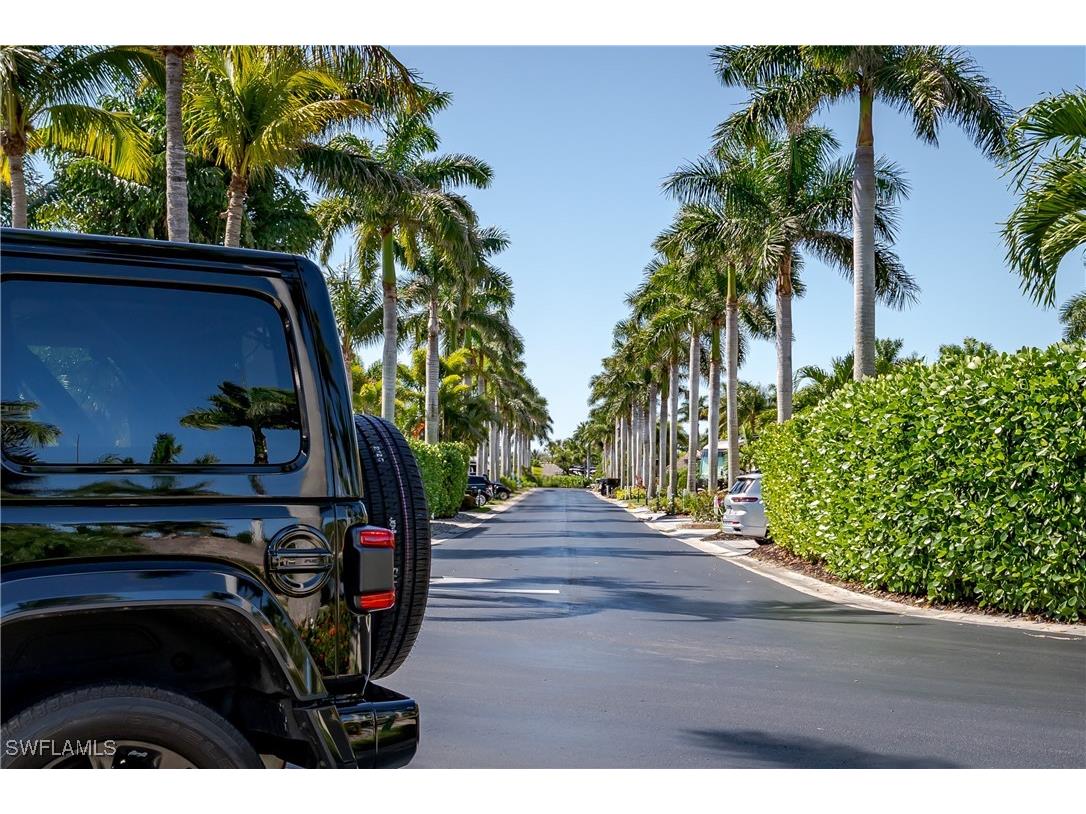 13627 Snook Circle Naples FL 34114 225036484 image21