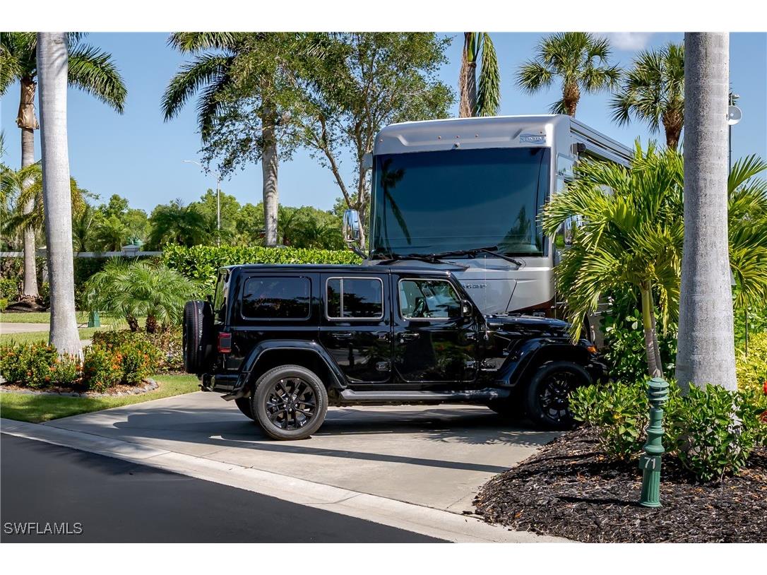 13627 Snook Circle Naples FL 34114 225036484 image25