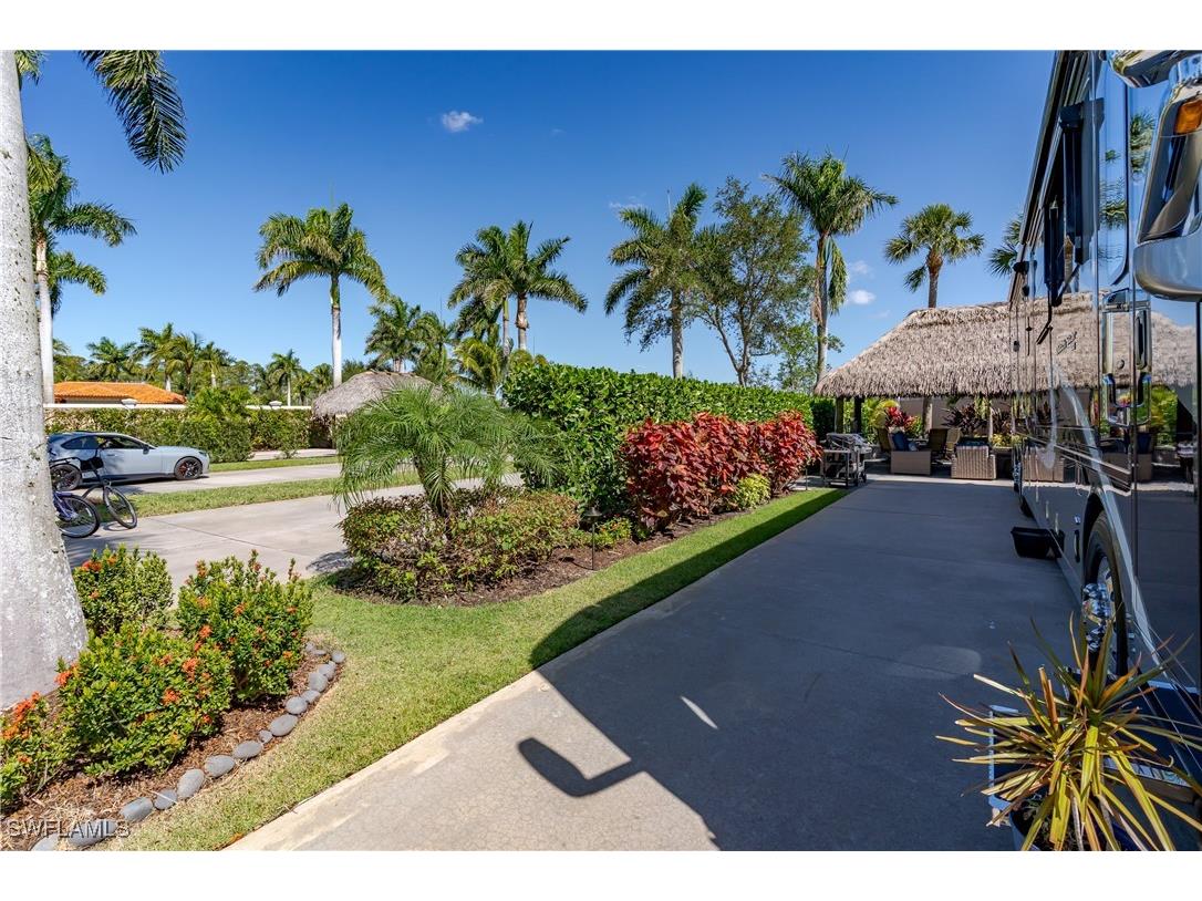 13627 Snook Circle Naples FL 34114 225036484 image9