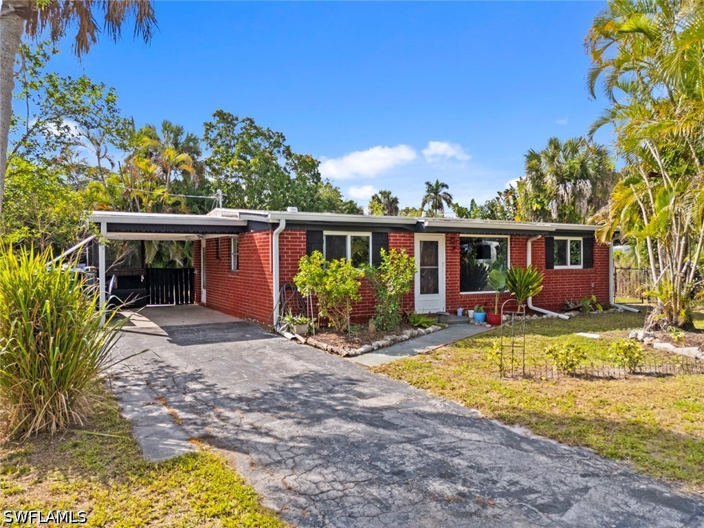 1363 Barbizon Lane Naples FL 34104 226017370 image1