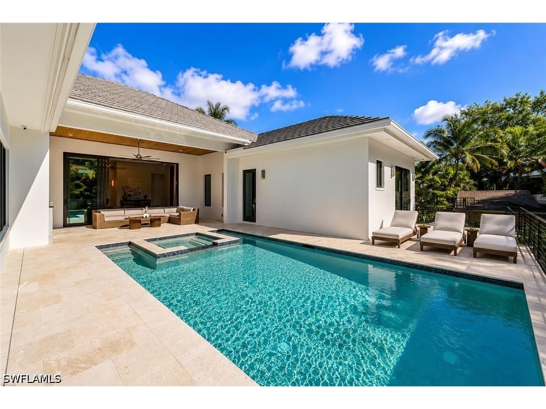 1364 Cypress Woods Drive Naples FL 34103 226021919 image4