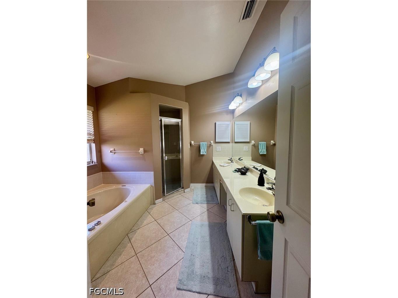 13648 Admiral Court Fort Myers FL 33912 2026021043 image17