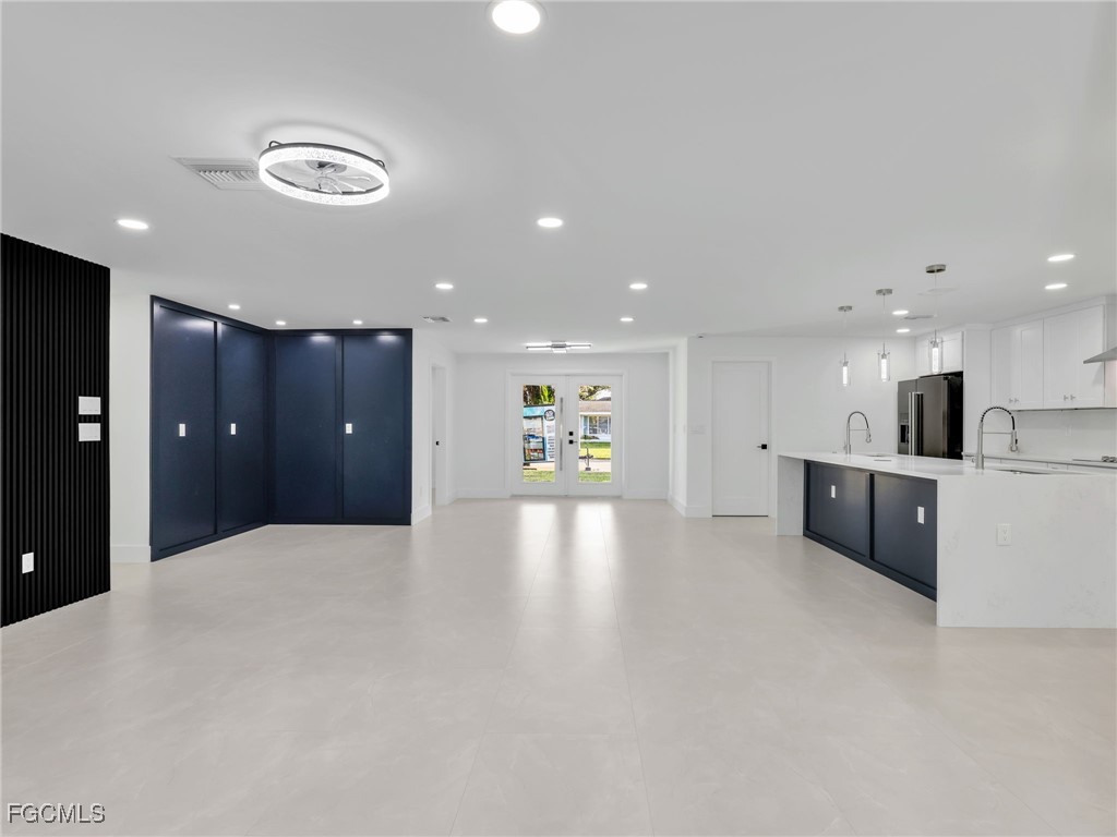 1365 Kingswood Court Fort Myers FL 33919 2025019667 image10