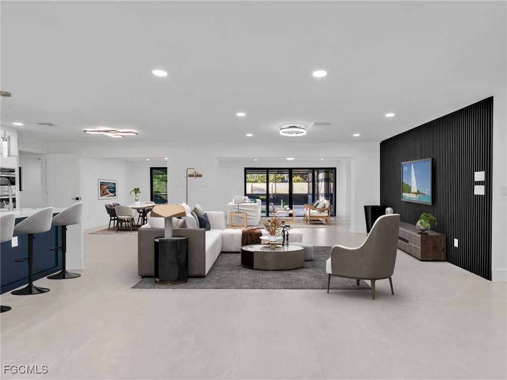 1365 Kingswood Court Fort Myers FL 33919 2025019667 image7