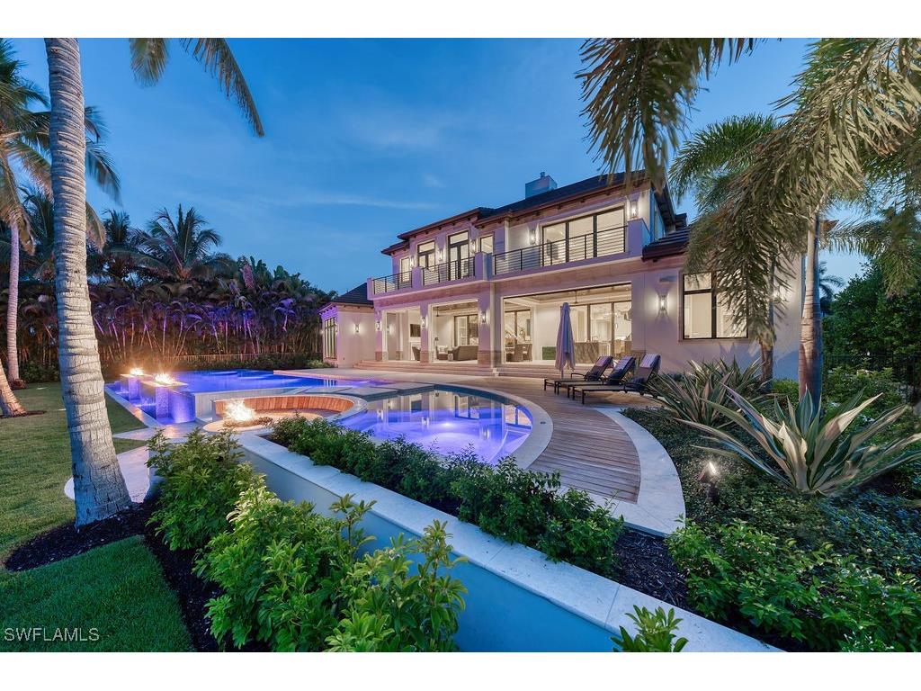 1365 Spyglass Lane Naples FL 34102 225081605 image1