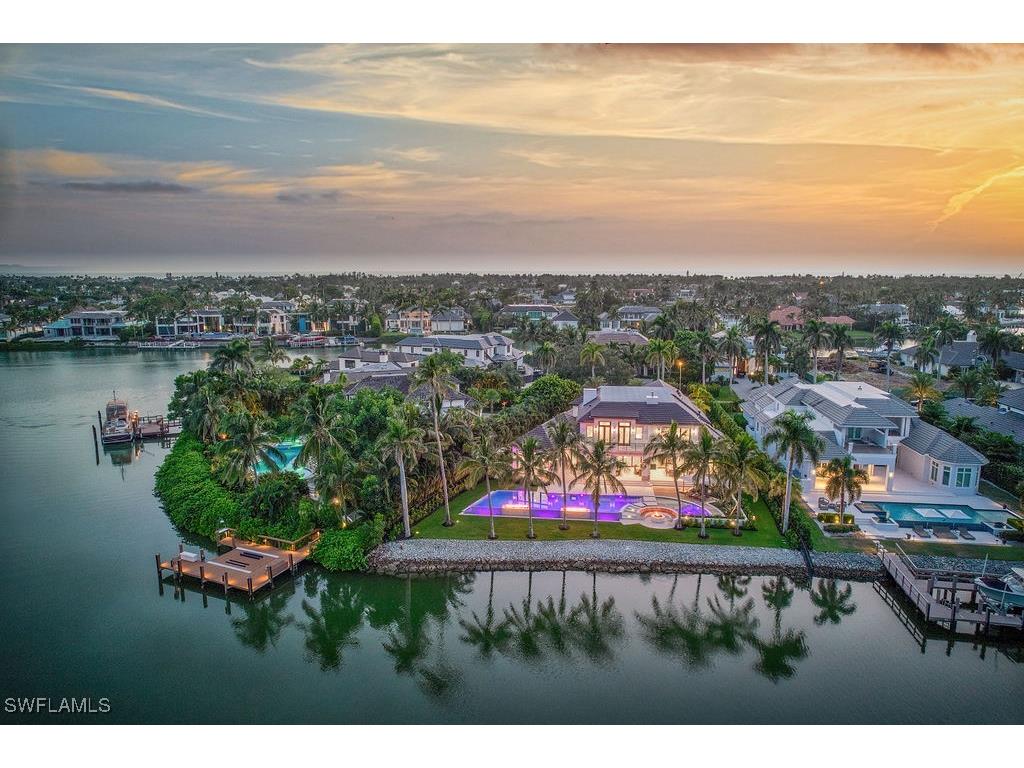 1365 Spyglass Lane Naples FL 34102 225081605 image2