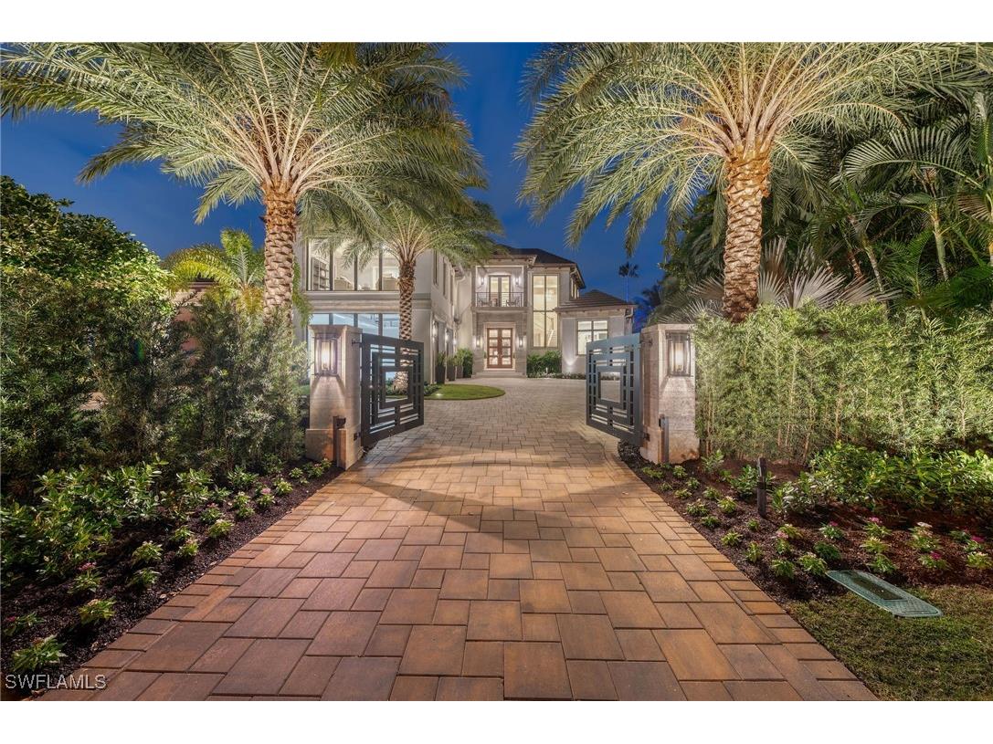 1365 Spyglass Lane Naples FL 34102 225081605 image6