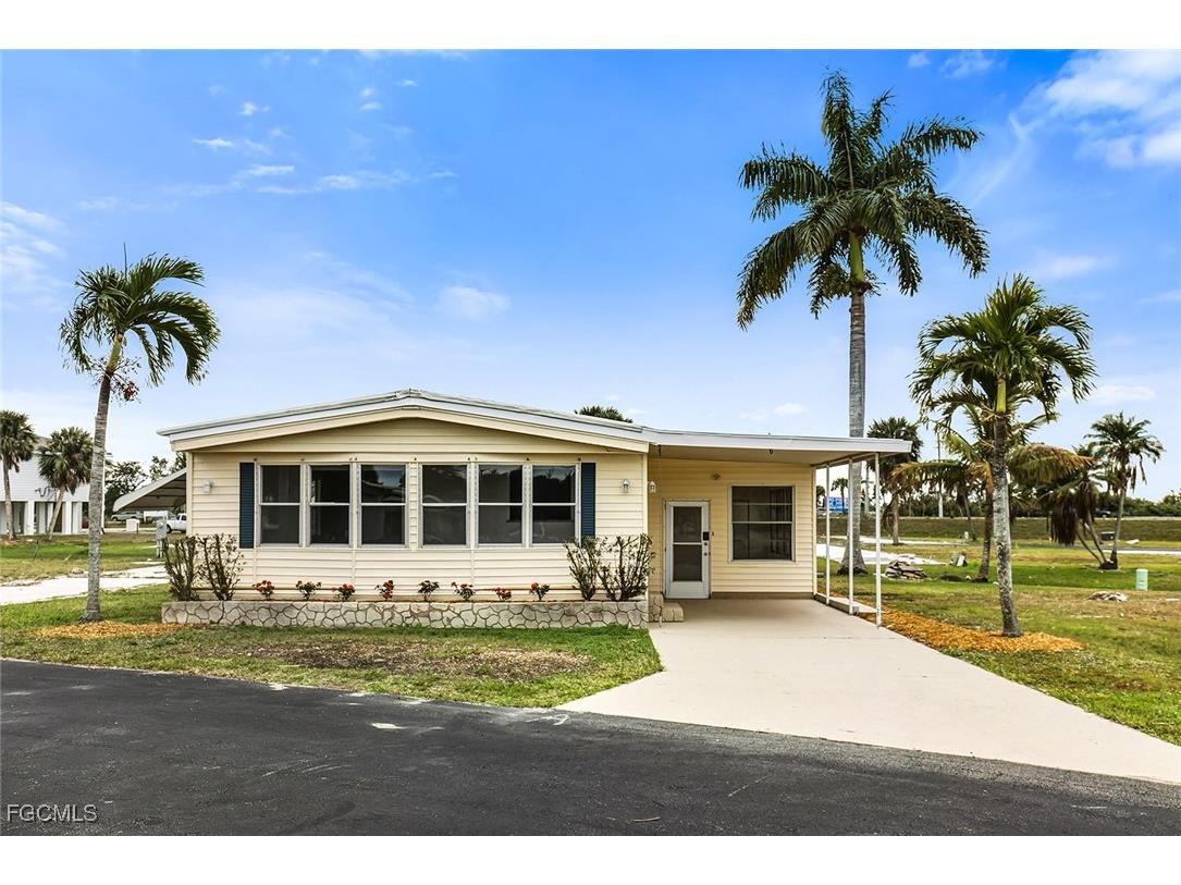13651 Grackle Drive Fort Myers FL 33908 2026005166 image1