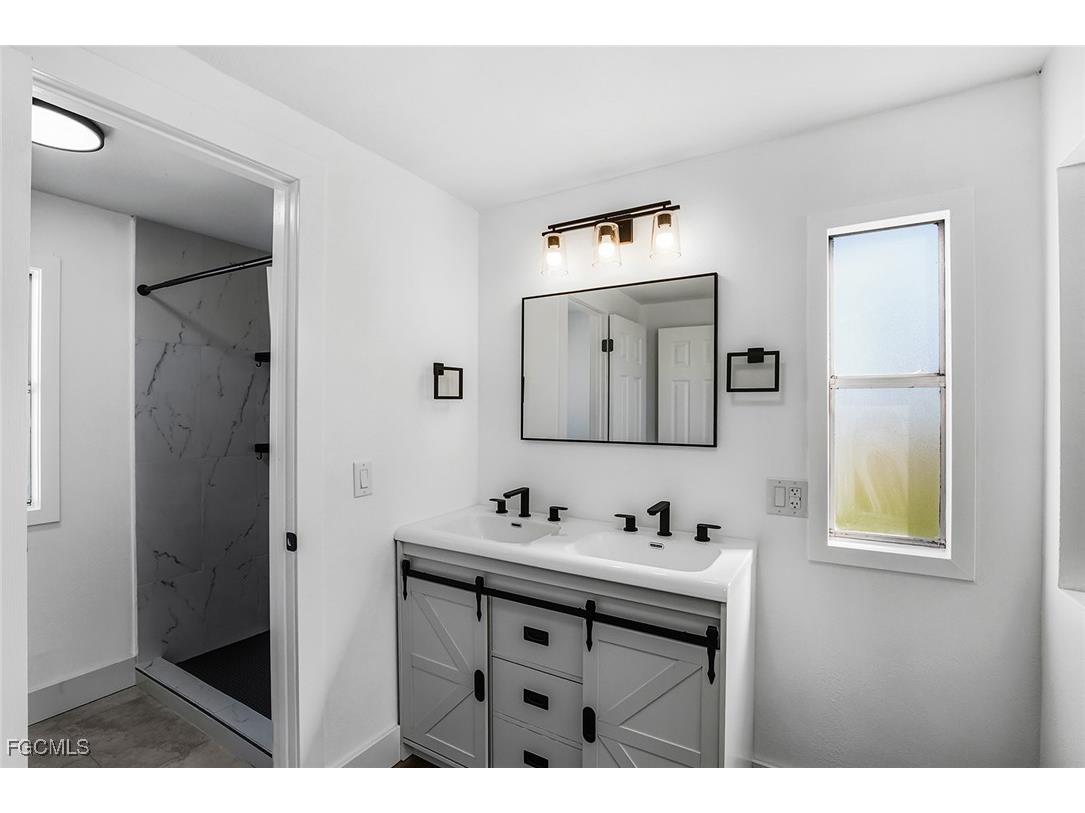 13651 Grackle Drive Fort Myers FL 33908 2026005166 image3