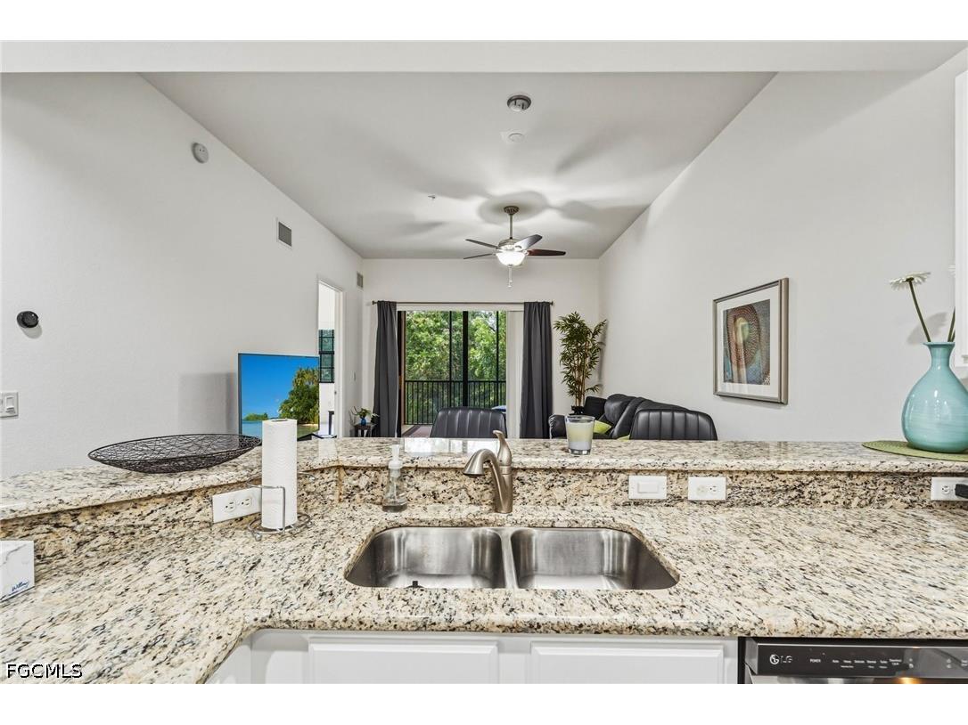 13651 Julias Way #1422 Fort Myers FL 33919 2026016321 image8