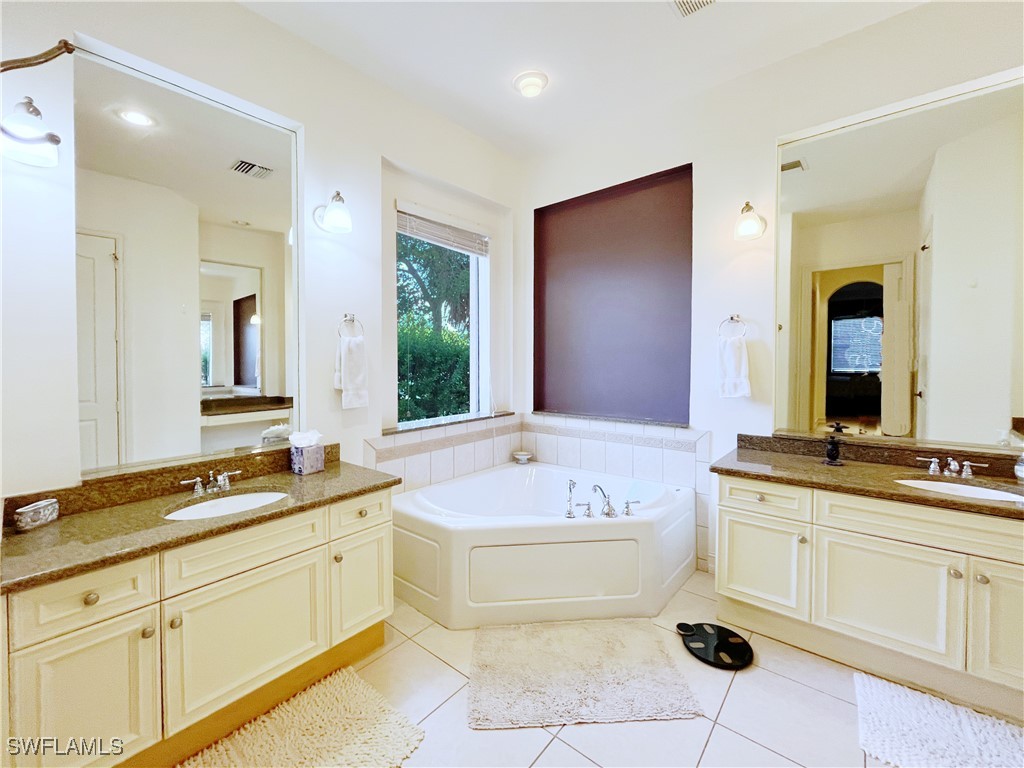 1366 Serrano Circle Naples FL 34105 225069785 image23